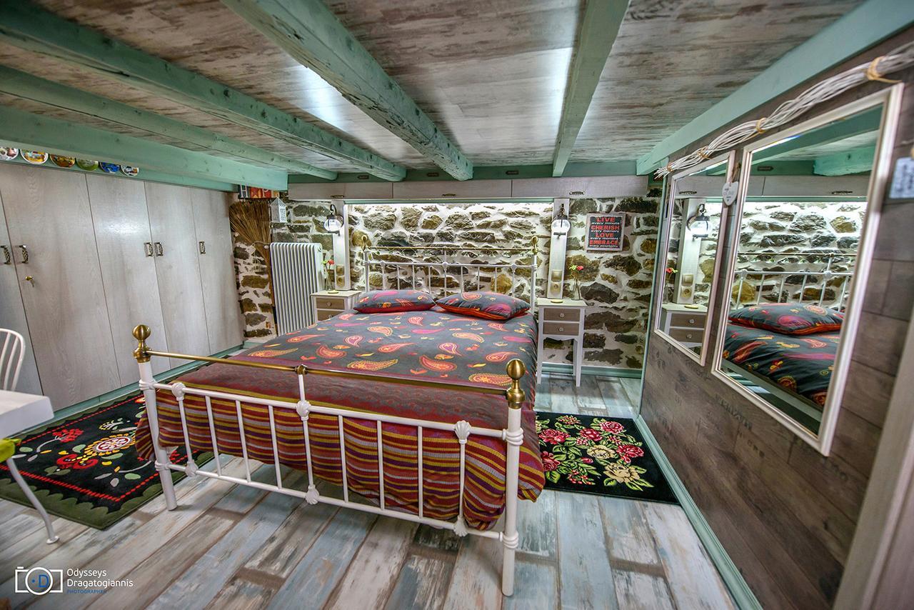 Traditional Guesthouse Tríkala Esterno foto